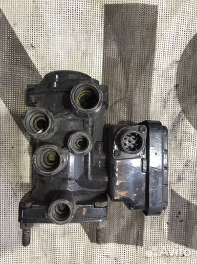 Бу кран EBS передний для грузовых автомобилей MAN