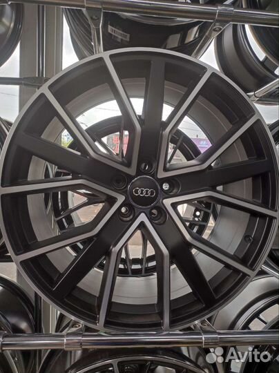 Диски на audi Q8 r22 5x112 new