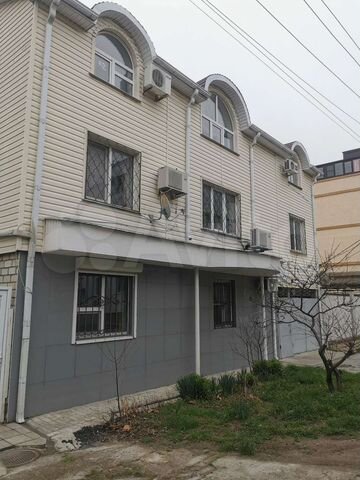 Дом 318 м² на участке 2,8 сот.