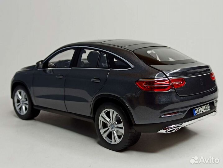 Mercedes GLE Coupe (C292) 4x4 2015 Norev 1:18