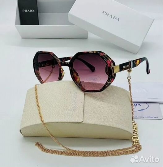 Солнцезащитные очки женские