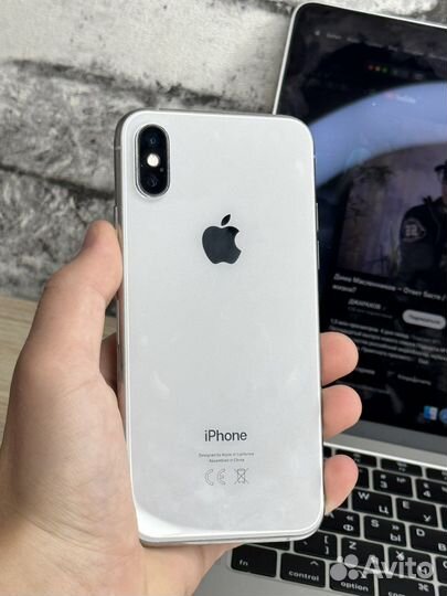 iPhone XS 64gb белый