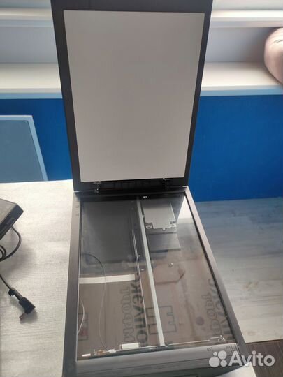 Сканер Canoscan lide 110