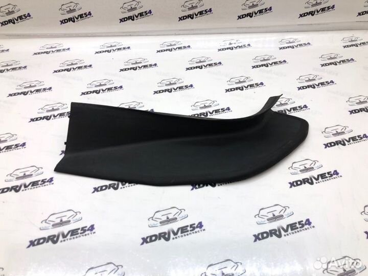 Пластиковая накладка задняя правая Bmw 535I F10