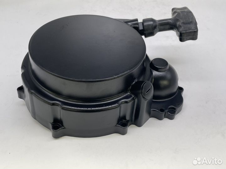 Крышка магнето с ручным стартером, в сборе