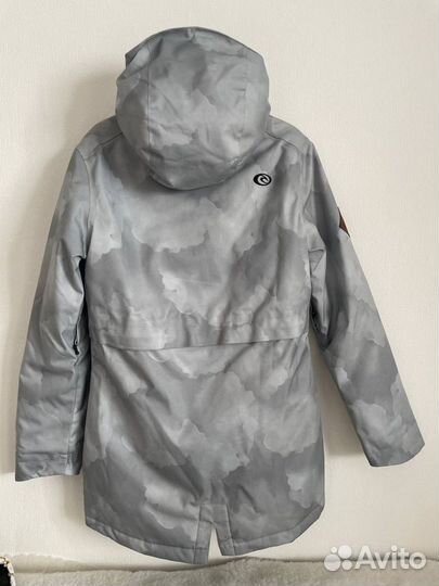 Сноубордическая куртка женская