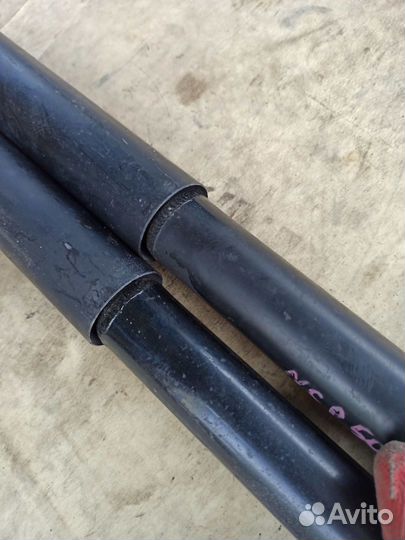 Амортизаторы задние Toyota Probox ncp50