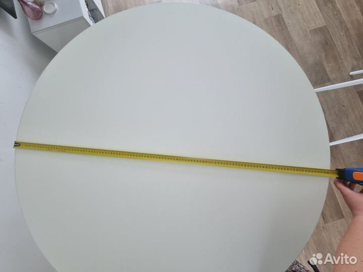 Кухонный стол