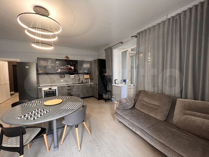 1-к. квартира, 52 м², 5/10 эт.