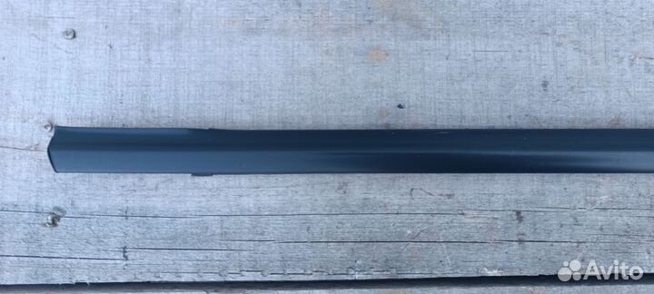 Уплотнитель переднего правого стекла Киа Церато 2