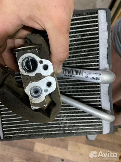 Клапан trv Skoda Fabia 2