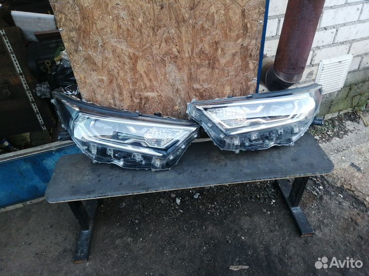 Блок управления LED фарой Toyota Rav4 XA50