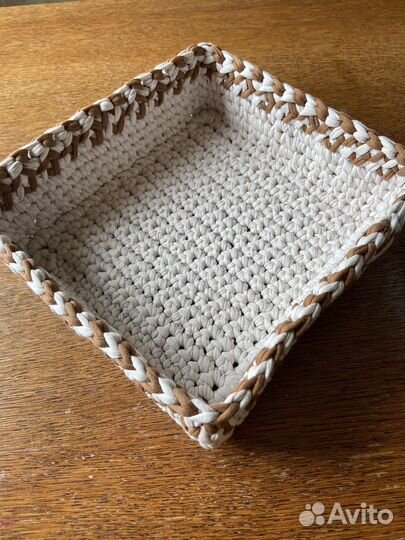 Вязаные корзиночки