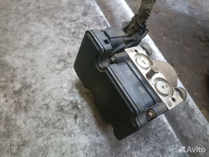 Блок ABS Renault Sandero 2 2265106518