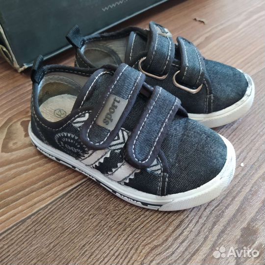 Сандали, кеды 21-22 размер