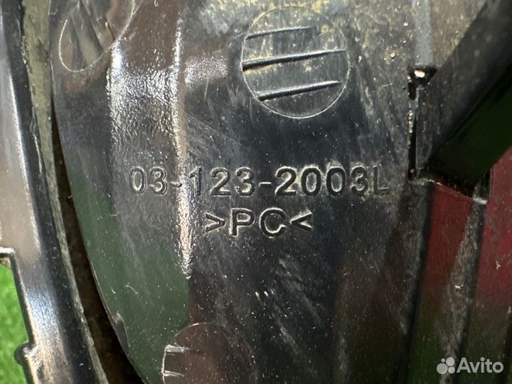 Фара противотуманная передняя левая Kia Rio 3 Ub