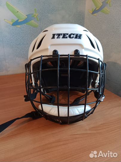 Шлем хоккейный детский