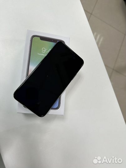 iPhone X256 gb/оригинал