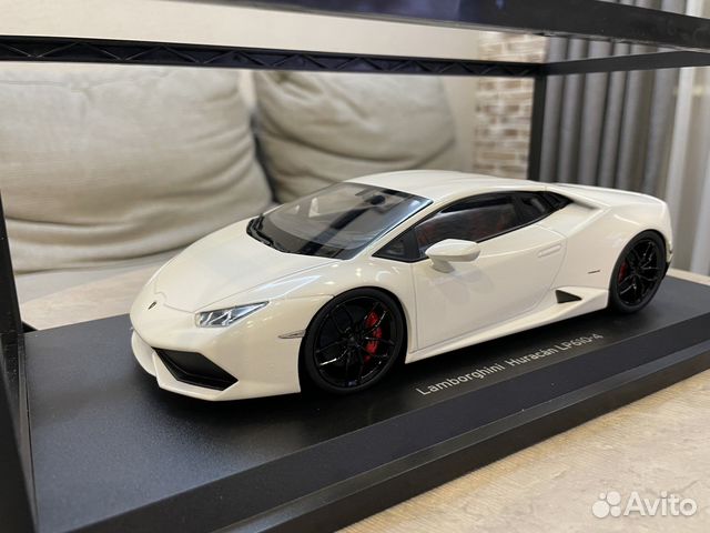 1:18 Lamborghini Huracan LP610-4