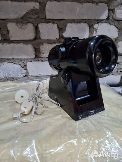 Фильмоскоп ф-7 черный с диафильмами СССР