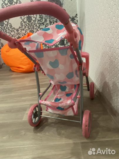 Коляска кукольная