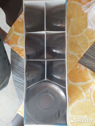 Чайные чашки с блюдцами