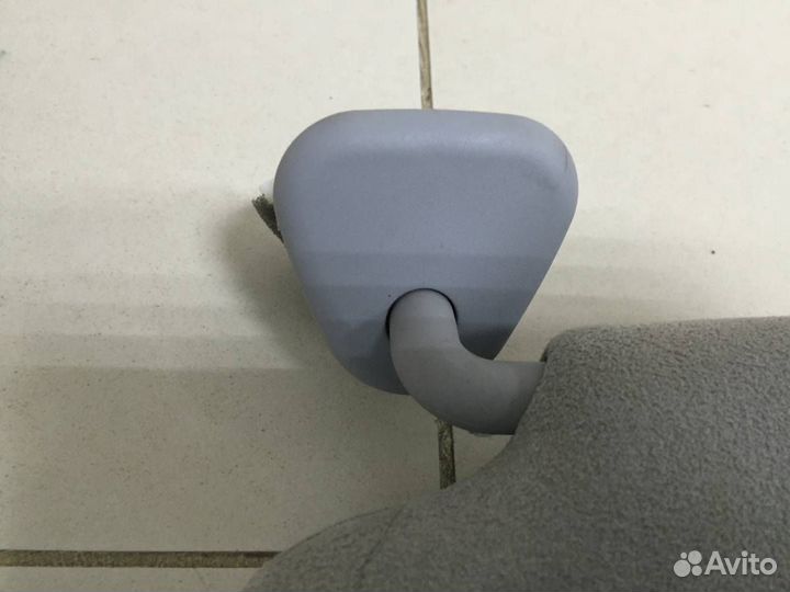 Козырек солнцезащитный внутри Hyundai Equus 2009-2