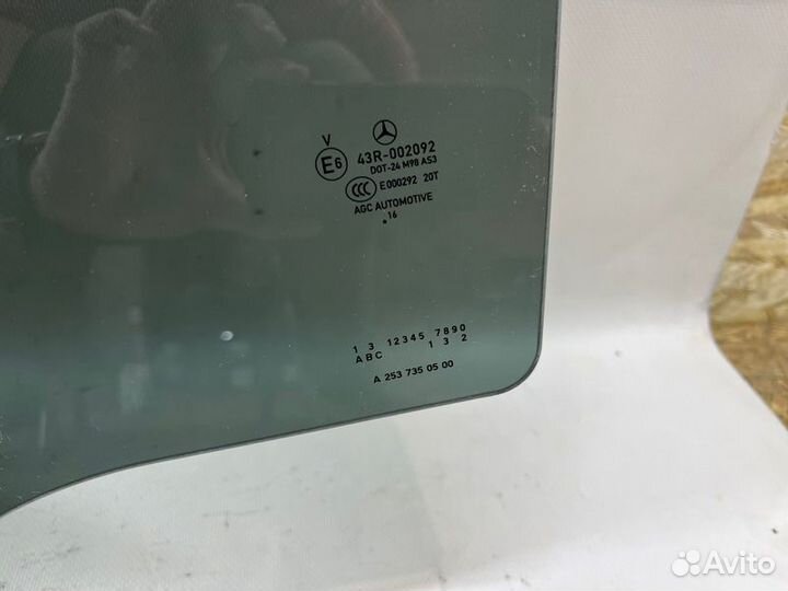 Стекло двери заднее левое Mercedes-Benz Glc W253