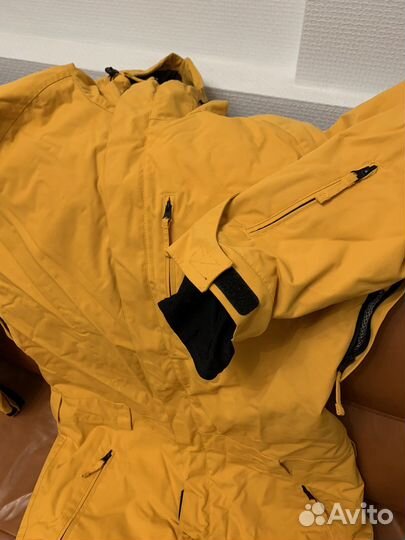 Комбинезон для сноубода, горных лыж и снегохода