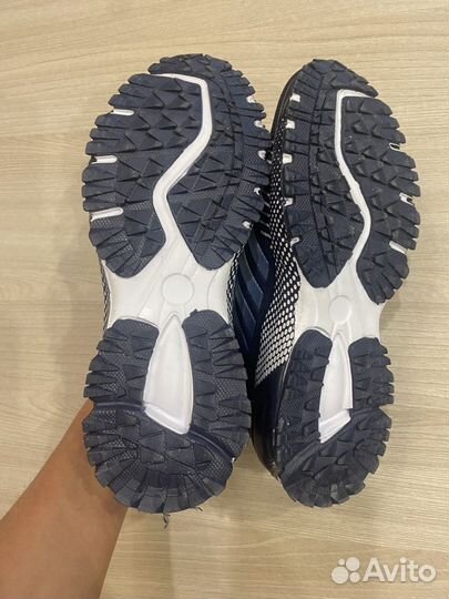 Кроссовки детские