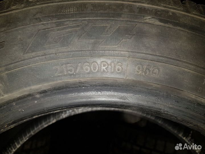 Toyo Observe Garit G4 215/60 R16