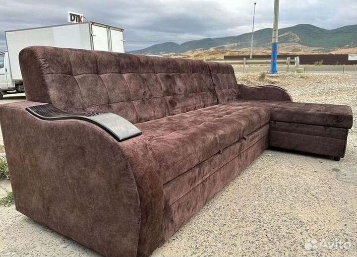 Диван угловой на заказ не б/у