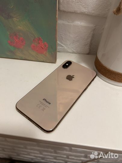 iPhone Xs, 64 ГБ