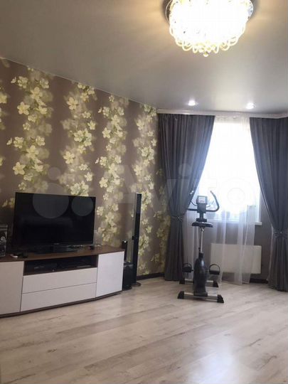 3-к. квартира, 98 м², 8/16 эт.