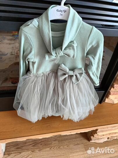 Платье нарядное на девочку 74 см