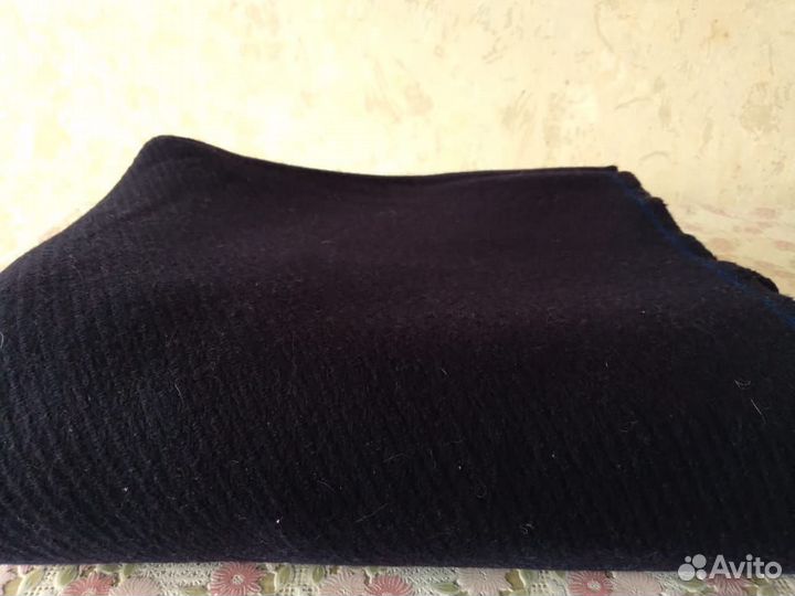 Отрез ткани шерсть