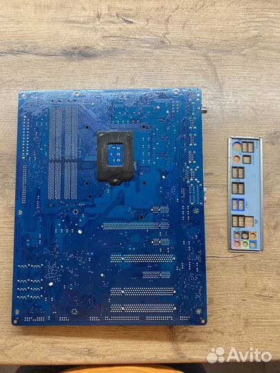 Материнская плата с процессором i5
