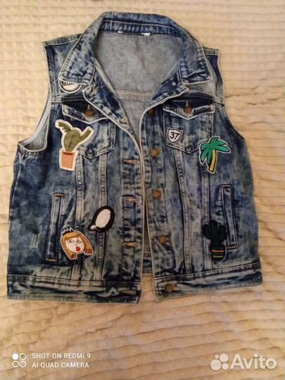 Жилетка для девушки размер 42-44, джинсовая