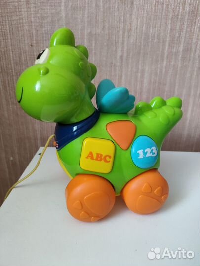 Игрушки развивающие. Дракон chicco