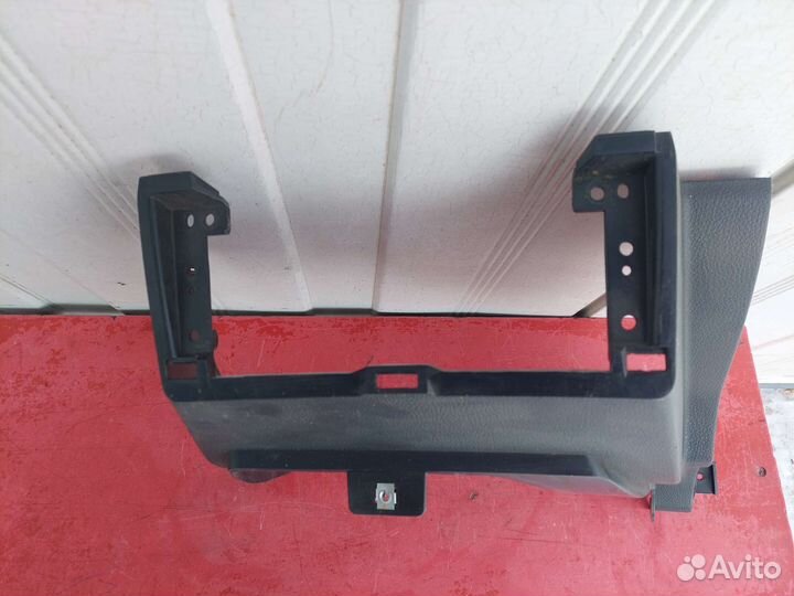 Консоль цннтральная Nissan X-Trail T31