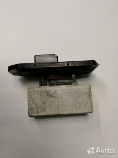 Резистор регулятор реостат печки Mitsubishi Galant