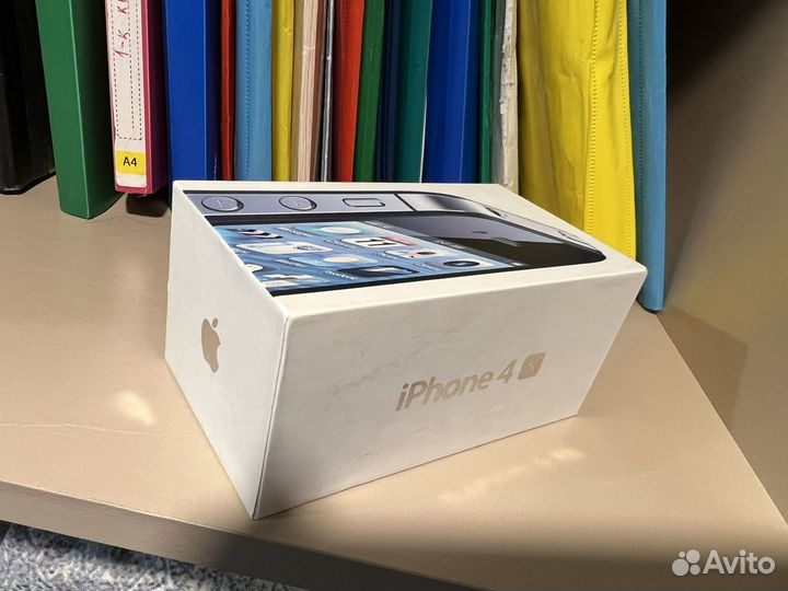 Коробка от iPhone 4s