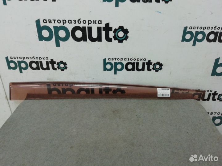 Ветровик задней левой двери Nissan Tiida