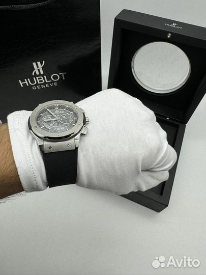 Часы Hublot