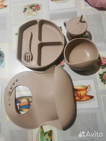 Детская посуда для кормления силиконовая