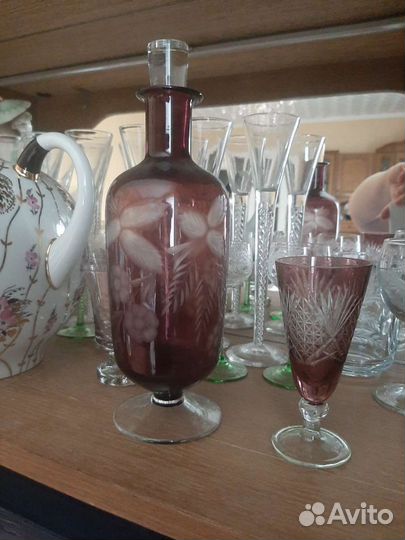 Графин. Цветное стекло