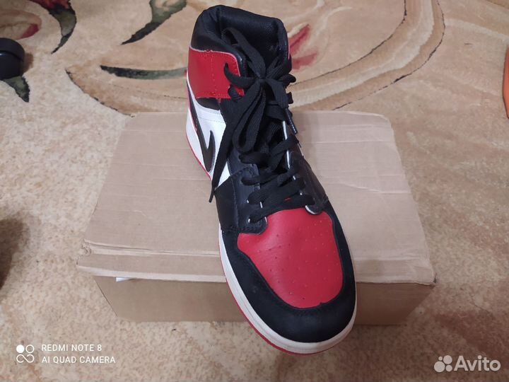 Кроссовки nike подростковые
