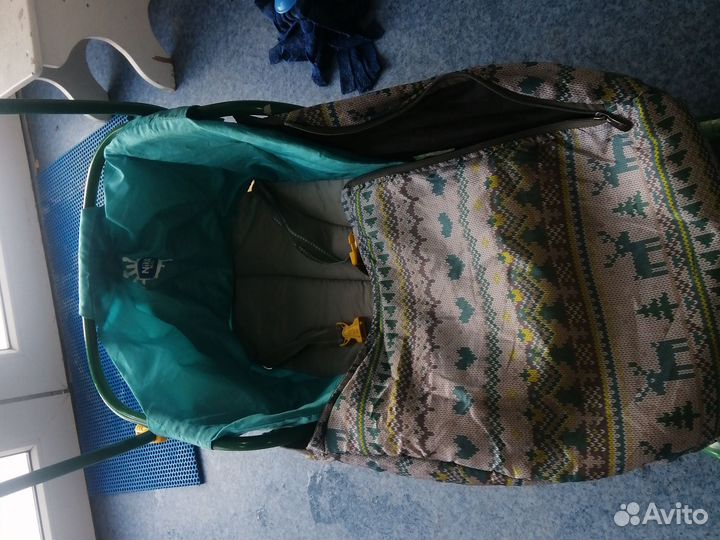 2 пакета вещей на мальчика и санки - коляска