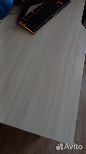 Письменный, компьютерный стол с надстройкой