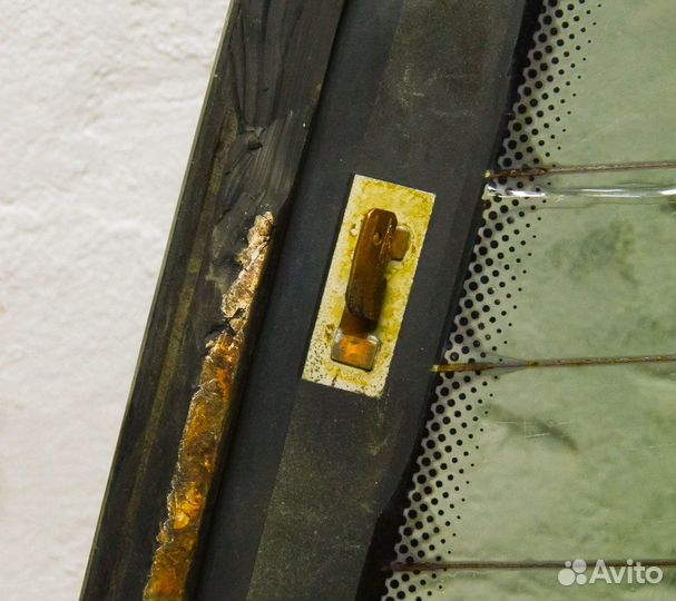 Стекло заднее VW Passat B3 универсал